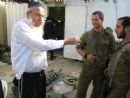 חלוקת ספרי תהילים לשמירה והגנה